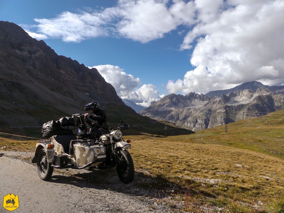 Road Trip à Moto Dans Les Alpes (Vanoise & Ecrins) - URALISTAN